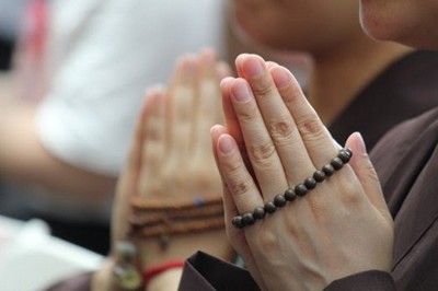 道德-念佛者得人天鬼神恭敬